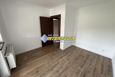 Casă individuală cu 4 camere cu Canalizare în Cetate - 5