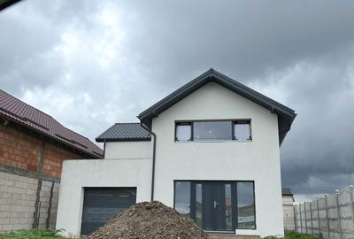 Casă cu 4 camere în Cazasu - 3