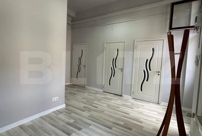 Apartament 4 camere, semidecomandat, 110 MP, zona Central