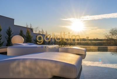 VILA SUPERBA/MOBILATA/UTILATA/PISCINA/CURTE 3000 MP/IESIRE LA LAC - 12
