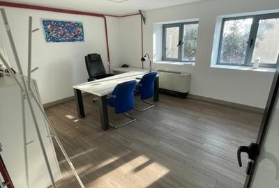 Birou, de 1 mp, în Central - 1