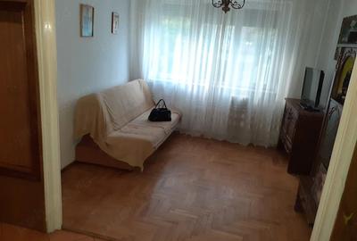 Apartament cu 4 camere decomandat în Central - 3