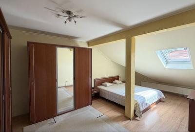 Apartament cu 3 camere decomandat în Central - 3