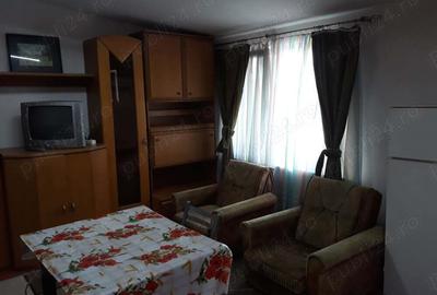 Inchiriez garsoniera et 1 - 5