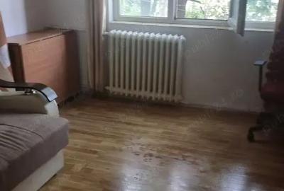 Garsonieră semidecomandată în Podu Roș - 1