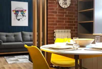 Inchiriez Studio ultracentral Iași, Piața Unirii - 2