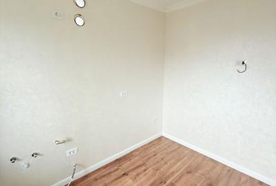 Casă cu 3 camere cu Teren 300 Mp în Central - 2