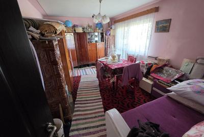 Apartament cu 2 camere decomandat în Iara - 14