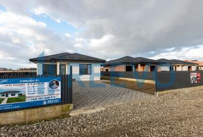 Casă cu 3 camere cu Teren 495 Mp în Lilieci - 1