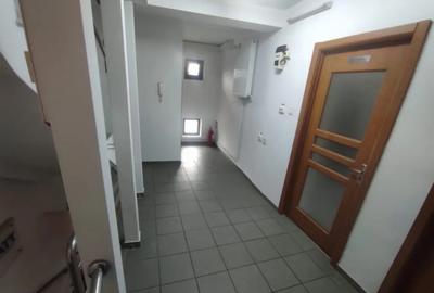 Spațiu comercial, de 200 mp, în 1 Mai - 5