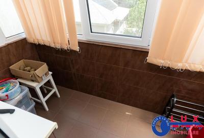 ID 3608 Apartament 3 camere de vanzare *Str. I.L.Caragiale - 2