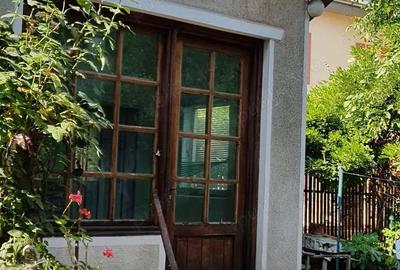 Casă cu 2 camere cu Teren 380 Mp în Central - 1