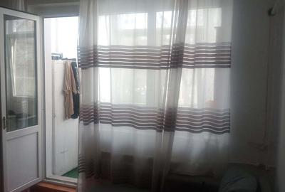 Apartament cu 2 camere semidecomandat în Berceni - 5