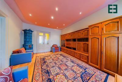 Casă individuală cu 4 camere cu Garaj în Aradul Nou - 1