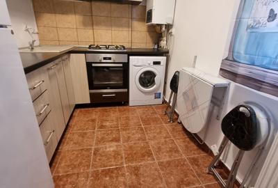 Garsonieră decomandată, mobilată în Central