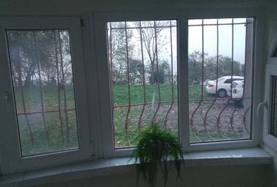 Închiriere apartament 3 camere - 4