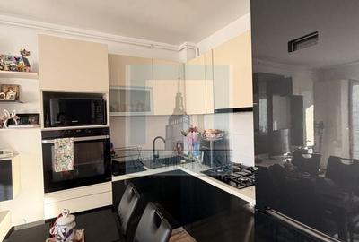 Apartament cu 2 camere semidecomandat, mobilat în Tractorul - 3