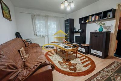 Inchiriez apartament 3 camere semidecomandate, etaj 1, zona Narcisa - 1