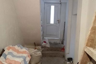 Casă cu 2 camere în Central - 1