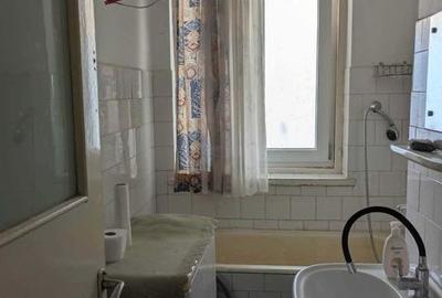 Apartament cu 3 camere decomandat în Cornișa - 5