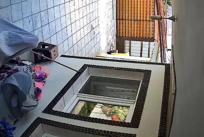 Casă cu 2 camere cu Teren 300 Mp în Central - 1