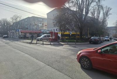 Apartament cu 3 camere semidecomandat în Tomis Nord - 11