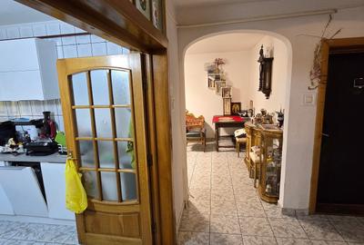 3 camere de vanzare Focsani, ultracentral - 15