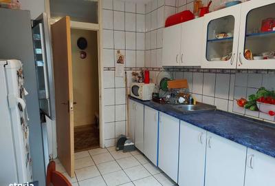 Apartament cu 3 camere decomandat în Militari - 3