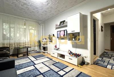 Apartament cu 3 camere decomandat, mobilat în Lacul Tei