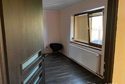 Casă cu 3 camere în Târnăveni - 1