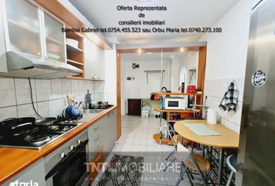 Apartament cu 3 camere decomandat în Central - 14