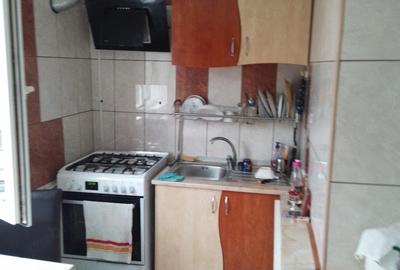 Apartament cu 3 camere decomandat în Sebastian - 3