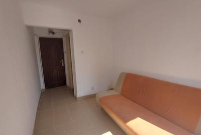 De vanzare garsoniera Micro 40, etaj 3, pret 7500 Euro - 2