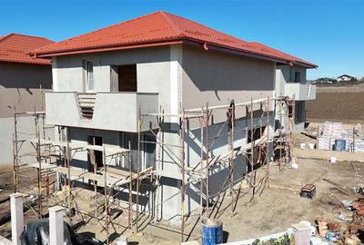 Casă individuală cu 4 camere cu Canalizare în Valea Lupului - 3