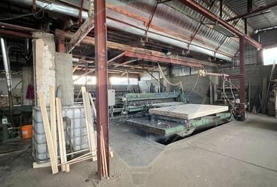 Spațiu industrial, de 7,756 mp, în Cerăt - 31