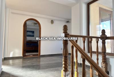 Casă cu 7 camere cu Canalizare în Central - 14