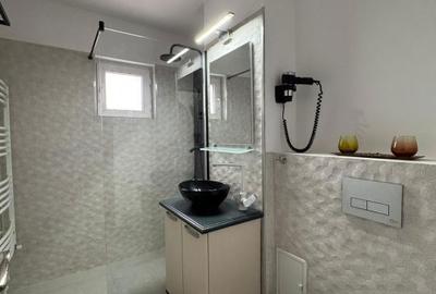 Apartament cu 3 camere decomandat în Rovine - 6
