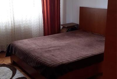 Apartament cu 3 camere în Central - 3