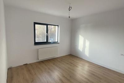 Casă cu 3 camere în Valea Adâncă - 3