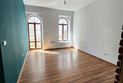 Apartament cu 2 camere în P-ța Unirii - 2
