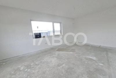 Casă cu 4 camere cu Teren 255 Mp în Central