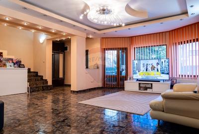 Casă cu 5 camere cu Teren 250 Mp în Dobroești - 2