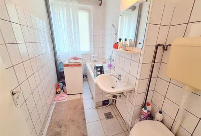 Apartament 2 camere decomandat , zona Cora - 5
