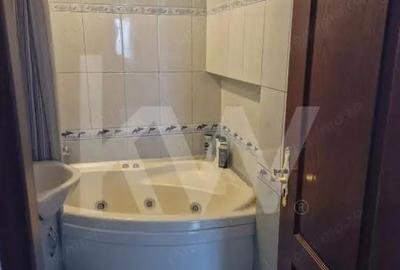 Apartament cu 3 camere decomandat în Central - 2