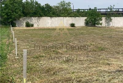 Teren de 2000 mp, în Central - 3