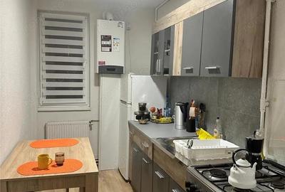 De vanzare apartament zona UMF Tg. Mures - 1