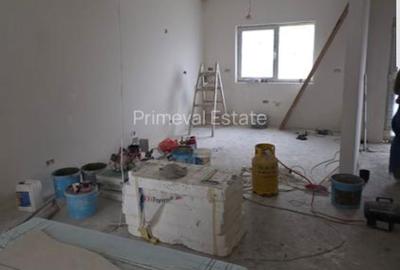 Casă cu 4 camere în Central - 2