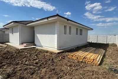 Calea Bucuresti | Casa individuala parter - 4 camere - 2