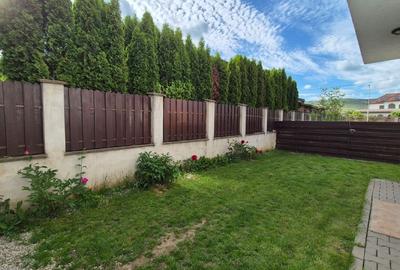 Vând casa tip duplex Floresti - 5
