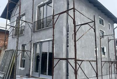 Casă cu 4 camere în Central - 6